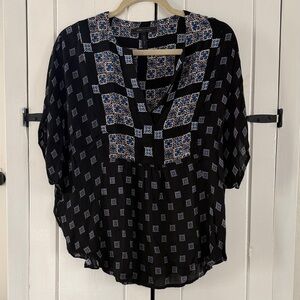 BCBGMaxAzria Black and Blue Geometric Blouse